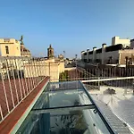 Amazing Attic With Style, Terasse In The Heart Of The Gothic Quarter!